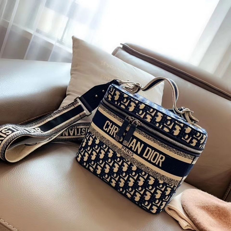 韓国風dior ディオールバニティケース斜めかけショルダーバッグ