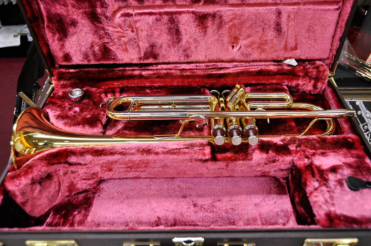 郷愁のヤマハ番外編その2、YTR-800・・・伝説の”N”が入荷！ | イシバシ