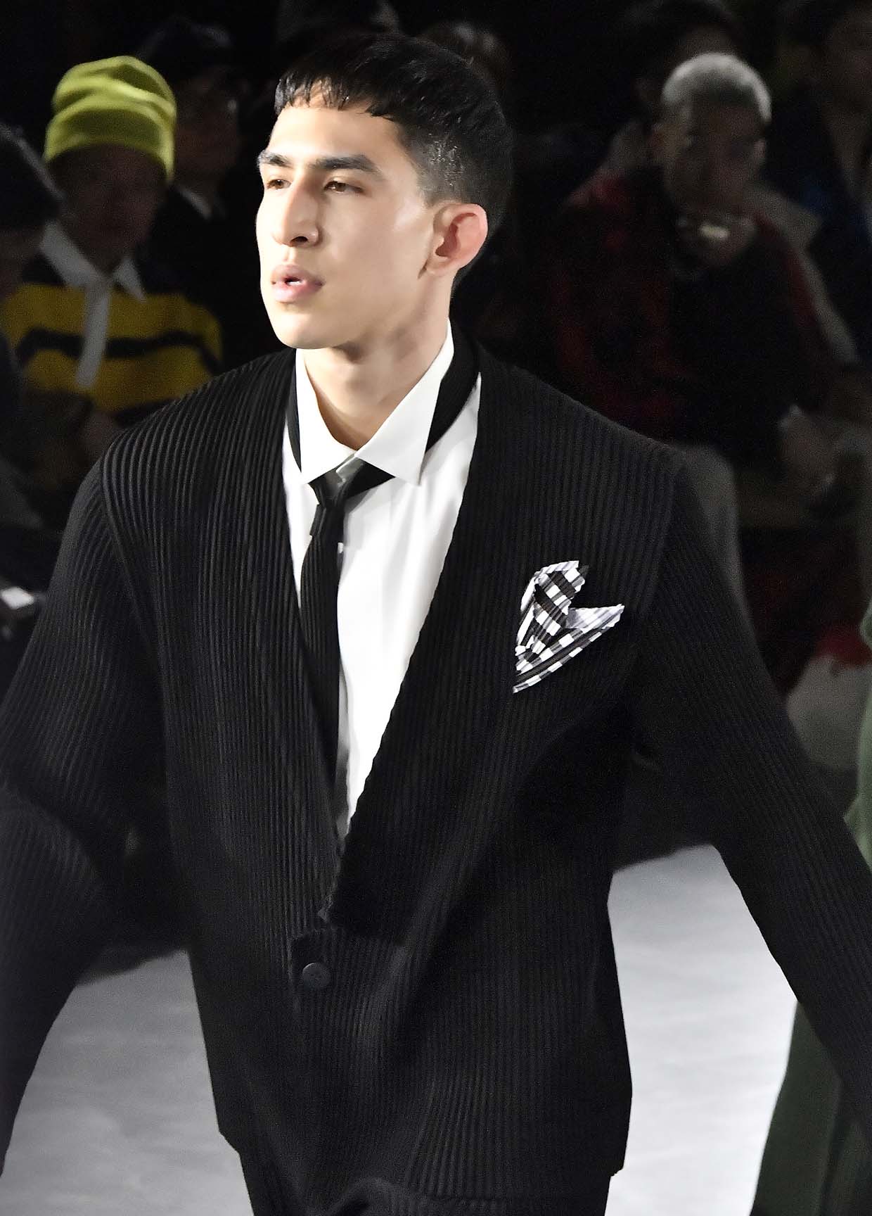 HOMME PLISSÉ ISSEY MIYAKE AUTUMN WINTER 20/21 コレクション47