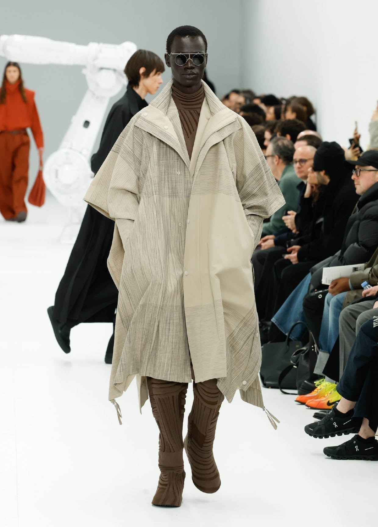 IM MEN AUTUMN WINTER 2025/26 コレクション 17 – isseymiyake.com