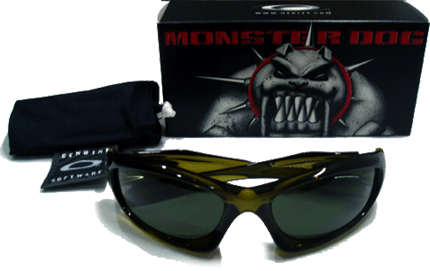 オークリー生産終了カラーのサングラス・モンスタードッグ・MONSTER DOG