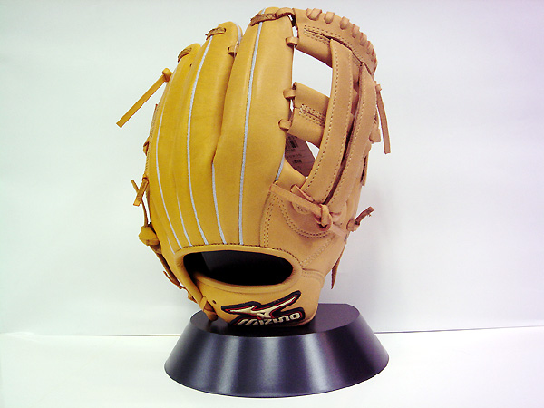 ミズノ・ビクトリーステージ ダイアモンドマスター MIZUNO