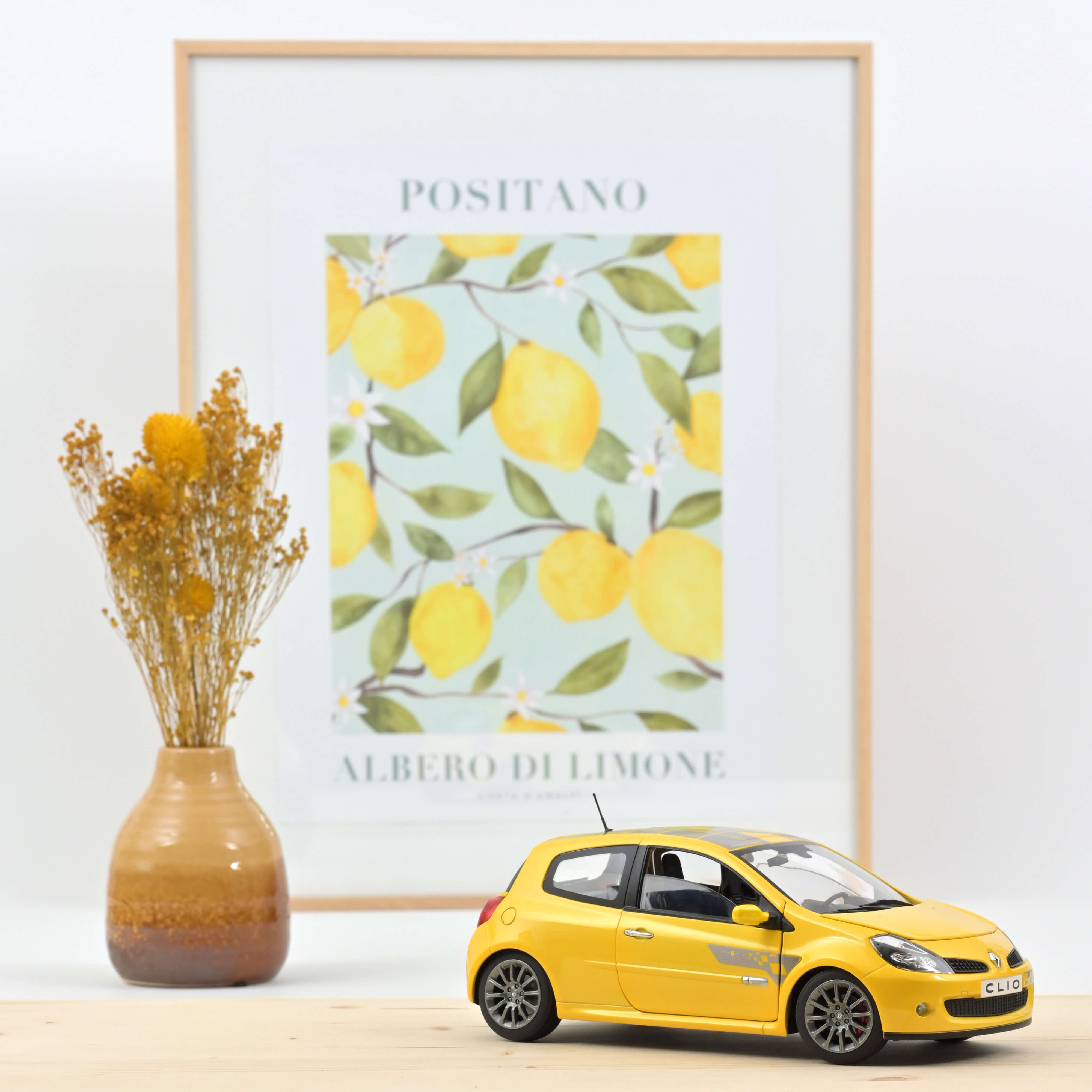 Renault Clio R.S. F1 Team 2007 Sirius Yellow 1:18 – Norev