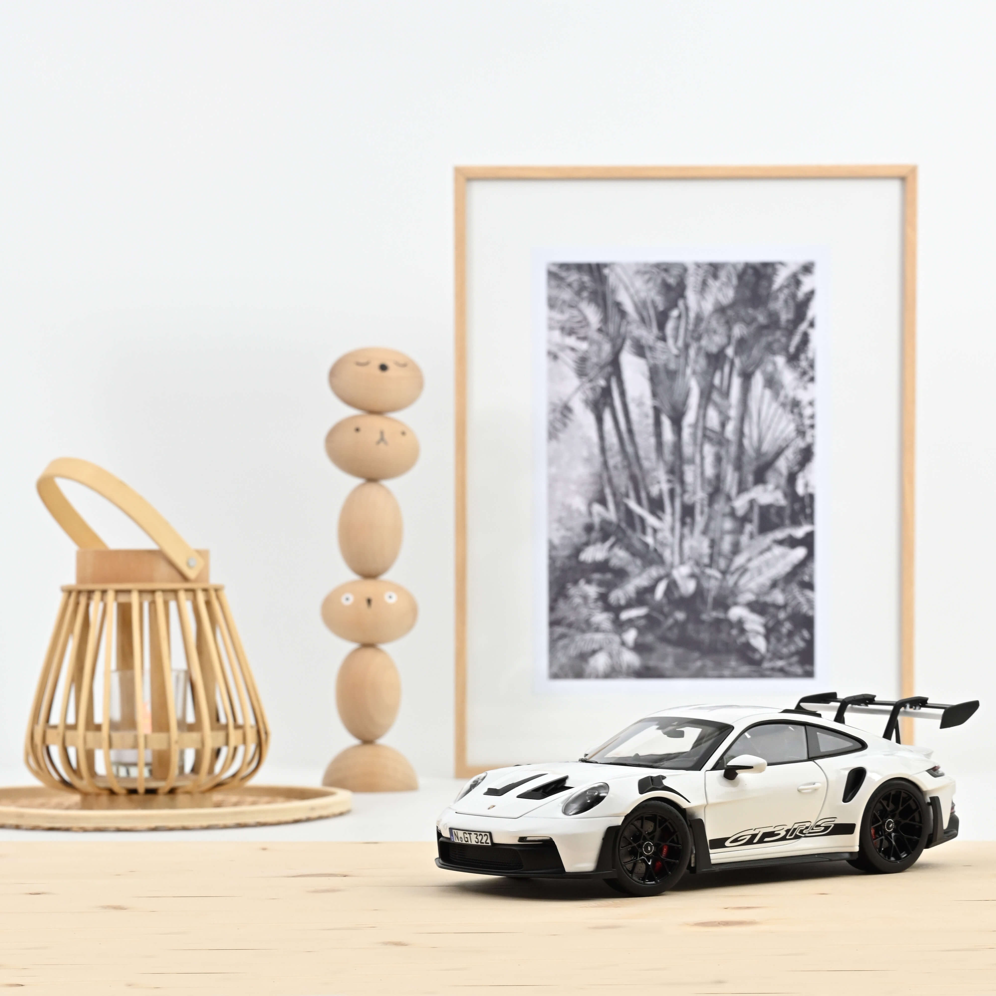 Porsche 911 GT3 RS 2022 White 1:18 – Norev