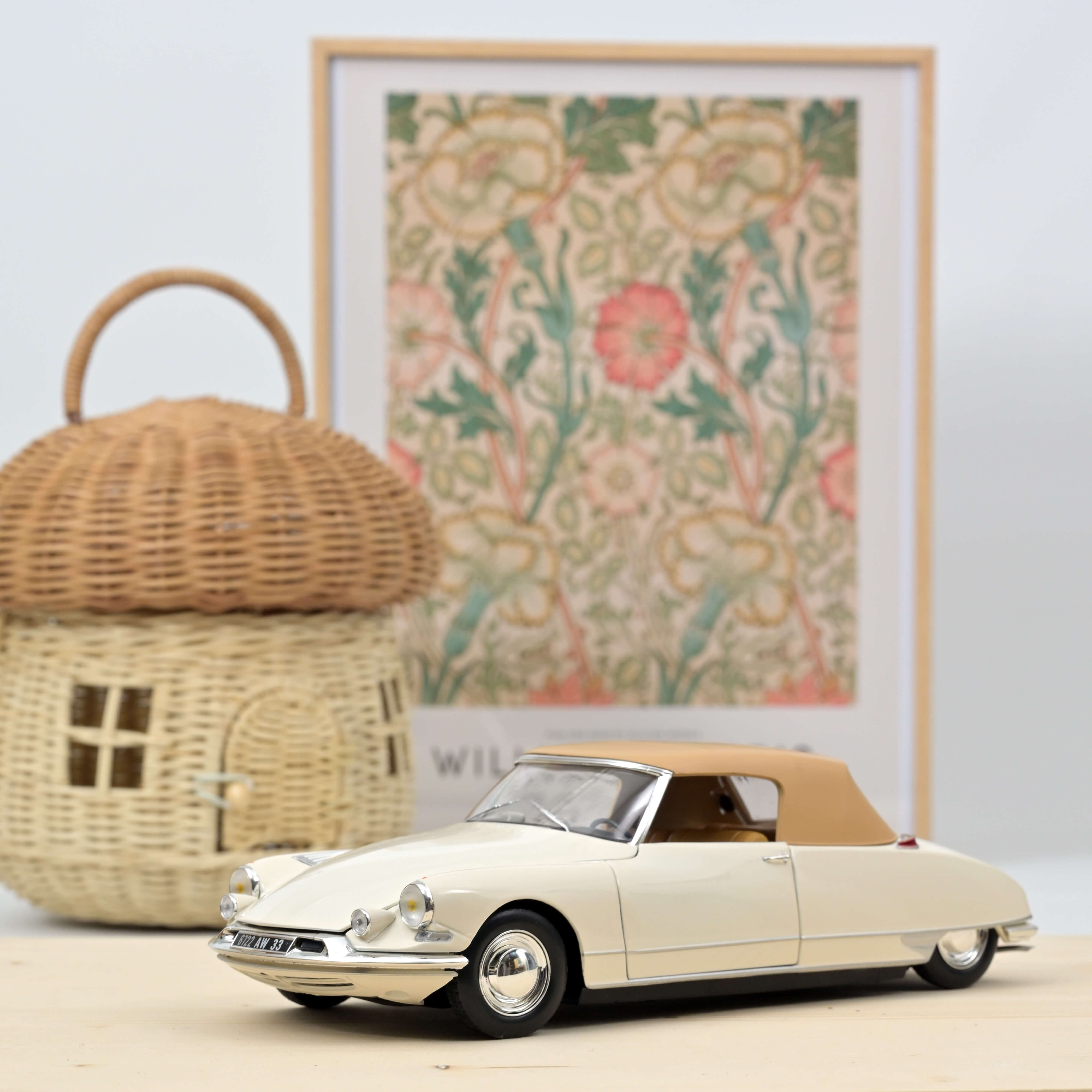 Citroën DS 19 Cabriolet 1961 Beige 1:18 - 400Stk. – Norev