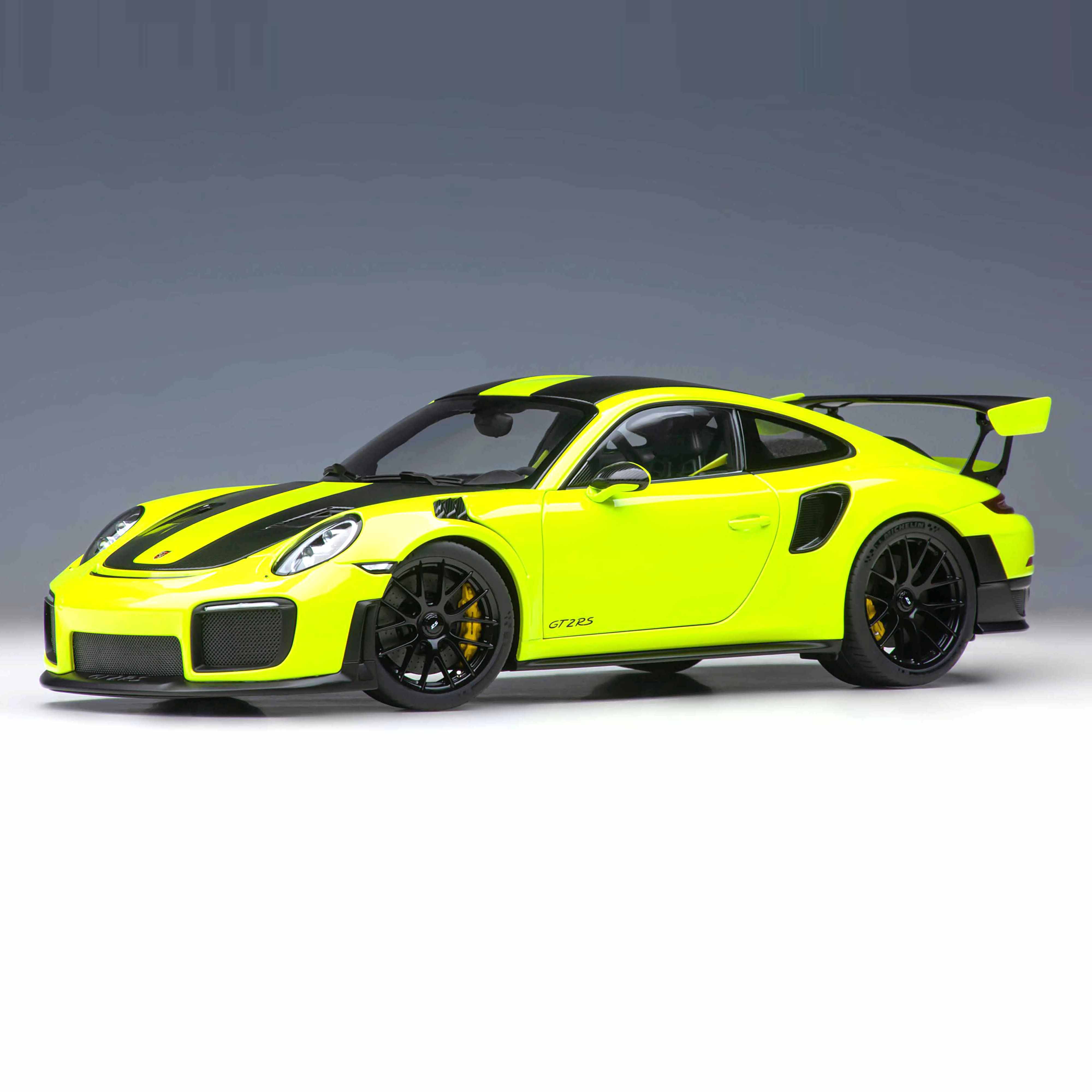 Porsche 911 (991.2) GT2 RS Weissach Package Acid Green 1:18 – Norev