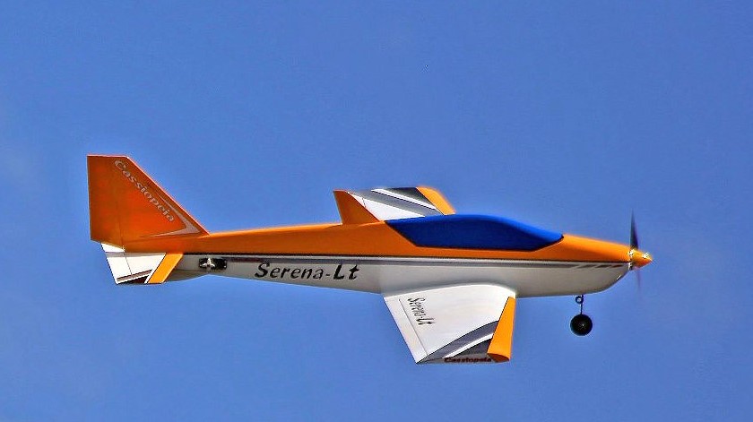 航空機・ヘリコプター Castolada Serena-L 航空機・ヘリコプター