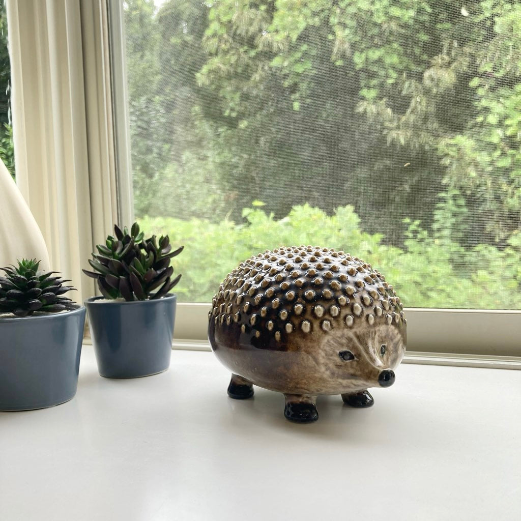 イングランド製 ハリネズミ フィギュリン シェラット&シンプソン