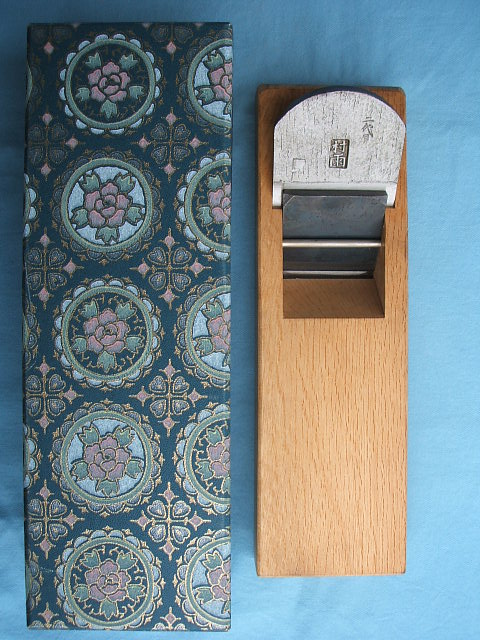 新潟の鉋を買うなら 大工道具専門店(PROSHOPHOKUTO)