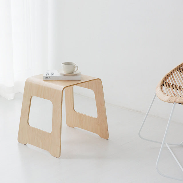 BENJAMIN スタッキングスツール – 1acspaces