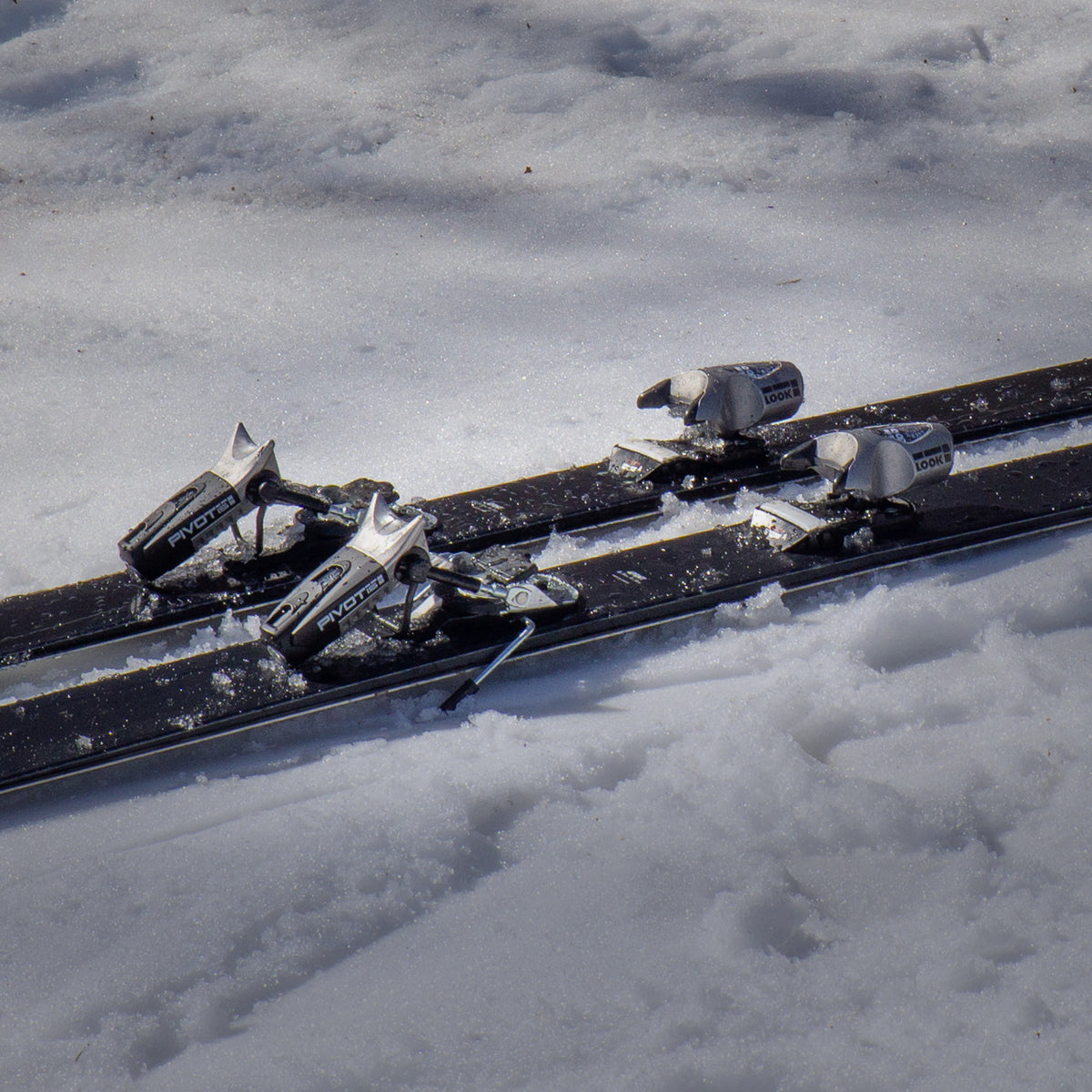 4-LOCK Free Pro 2.0 Skins by Pomoca - Shop 4FRNT Skis