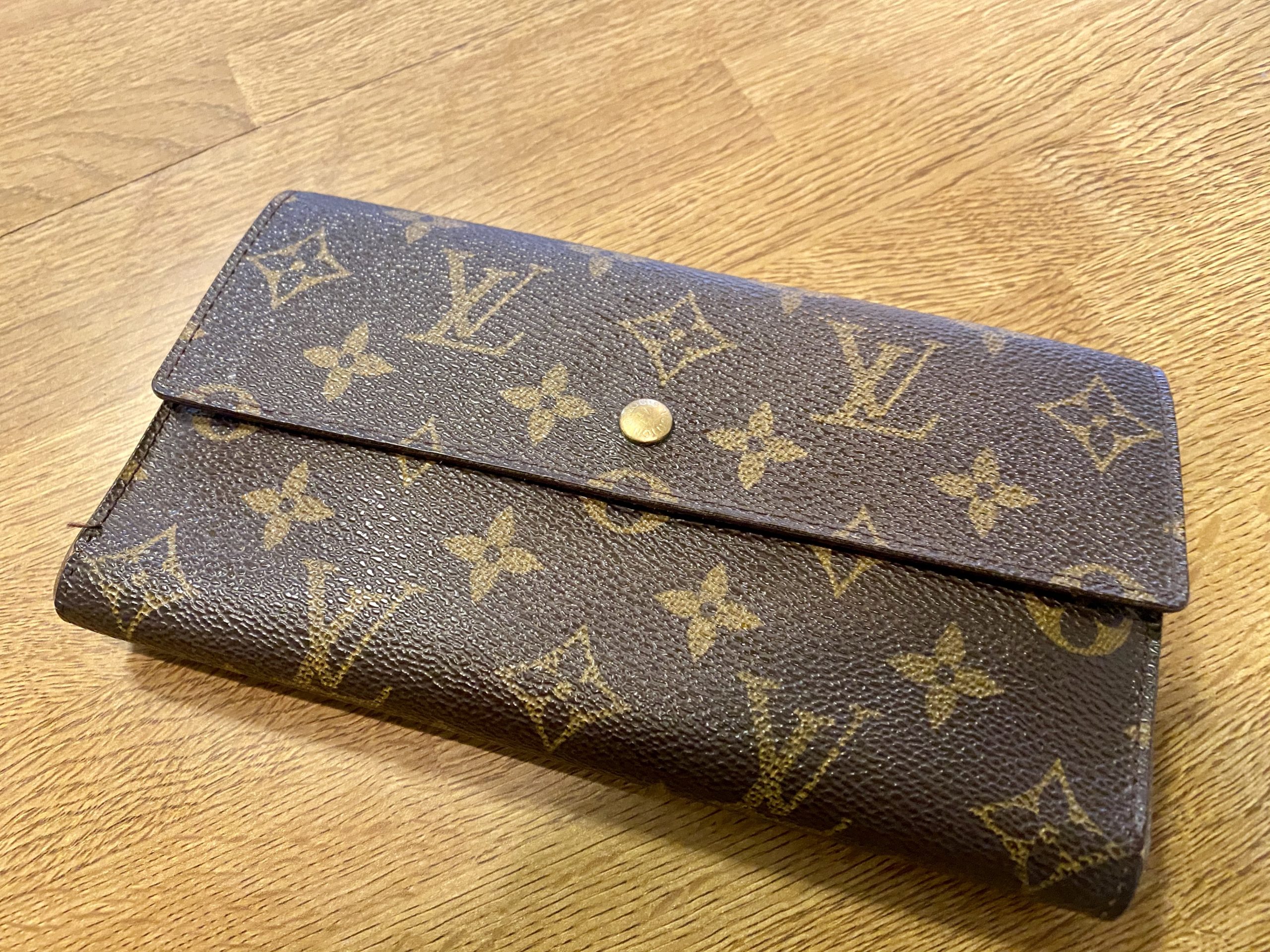 ルイ・ヴィトン ポルトトレゾール インターナショナル M61215