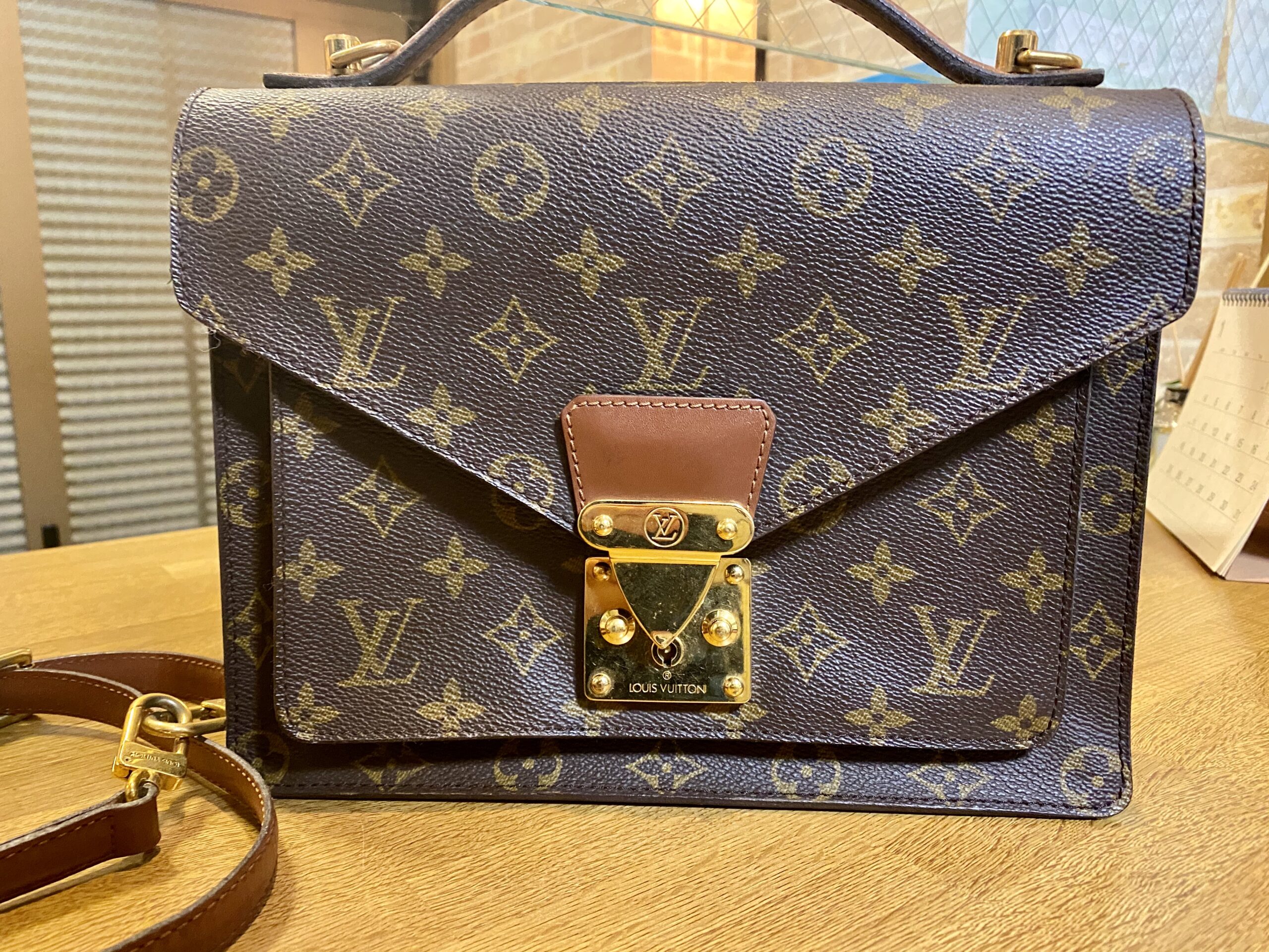 ルイ・ヴィトン パイソンウォレット N91447 エキゾチックモノグラムを