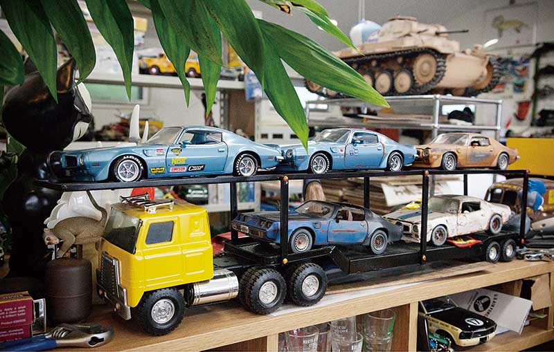 世田谷ベースミニカー5台セット所さんストラップ付き 世田谷ベース