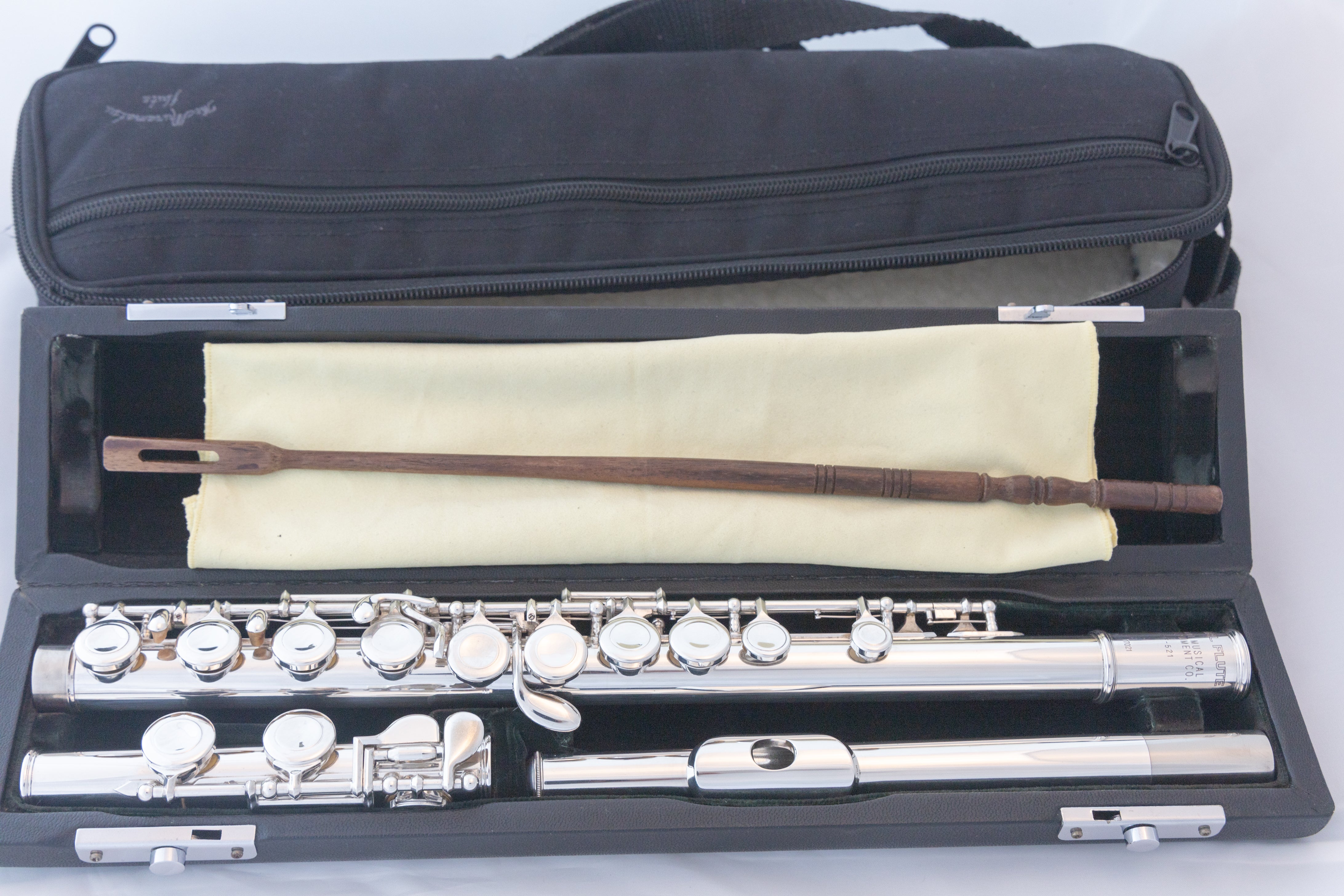 Pearl PF-521 Silver-plated Flute *Silver Lip-plate *Split-E *Made