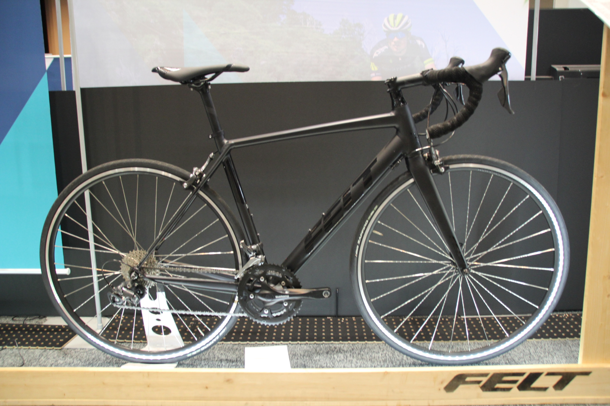 FELT(フェルト) FR60 2020年モデル 超軽量 アルミフレーム ロード