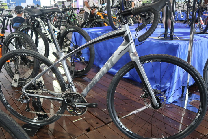 ジャイアント(GIANT) ANYROAD3(エニーロード3) 2019年モデル 当店販売