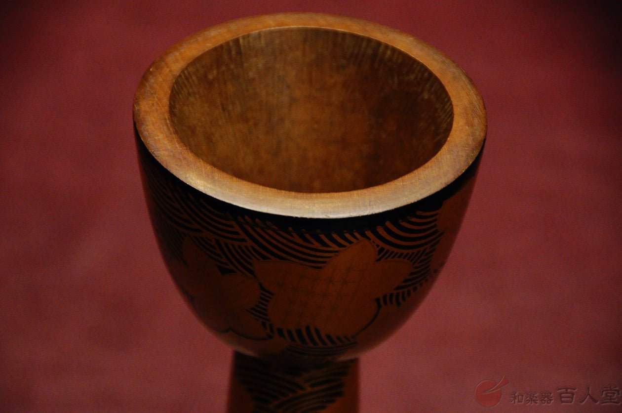 小鼓古胴 桜花散蒔絵