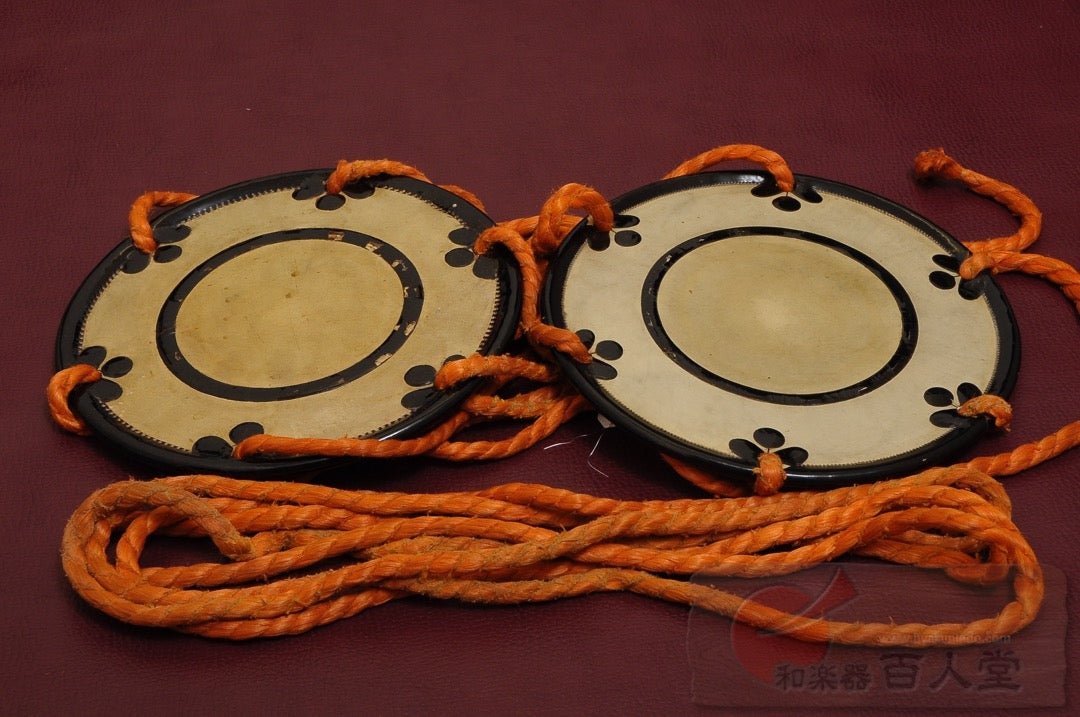 小鼓胴 瓢箪葵蒔絵小鼓胴、古革