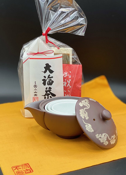 特集 ［KIRA KARACHO × Noritake］天平大雲 茶器揃 発売記念