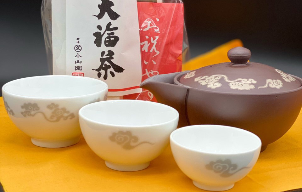 特集 ［KIRA KARACHO × Noritake］天平大雲 茶器揃 発売記念