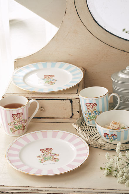 特集 ［Special Offer］ANTEPRIMA ノリタケオンラインショップデビュー