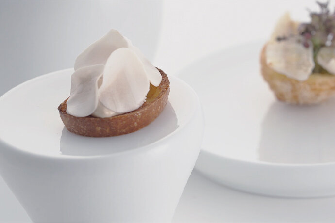 クレマンス グロッシー 21cmプレート | ノリタケ食器公式オンライン