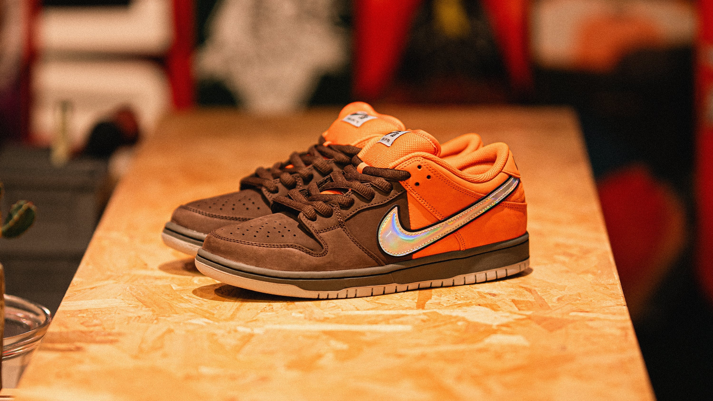 Nike SB Dunk Low “Muni Fast Pass” | SFのスケーターを支えた「定期券