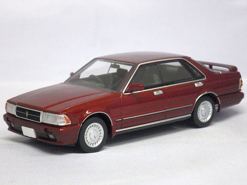 トミーテック 日産 セドリック ハードトップ V20 ツインカムターボ