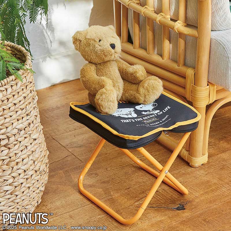 SNOOPY 軽くて丈夫！ 折りたたみチェア BOOK│宝島社の通販 宝島チャンネル