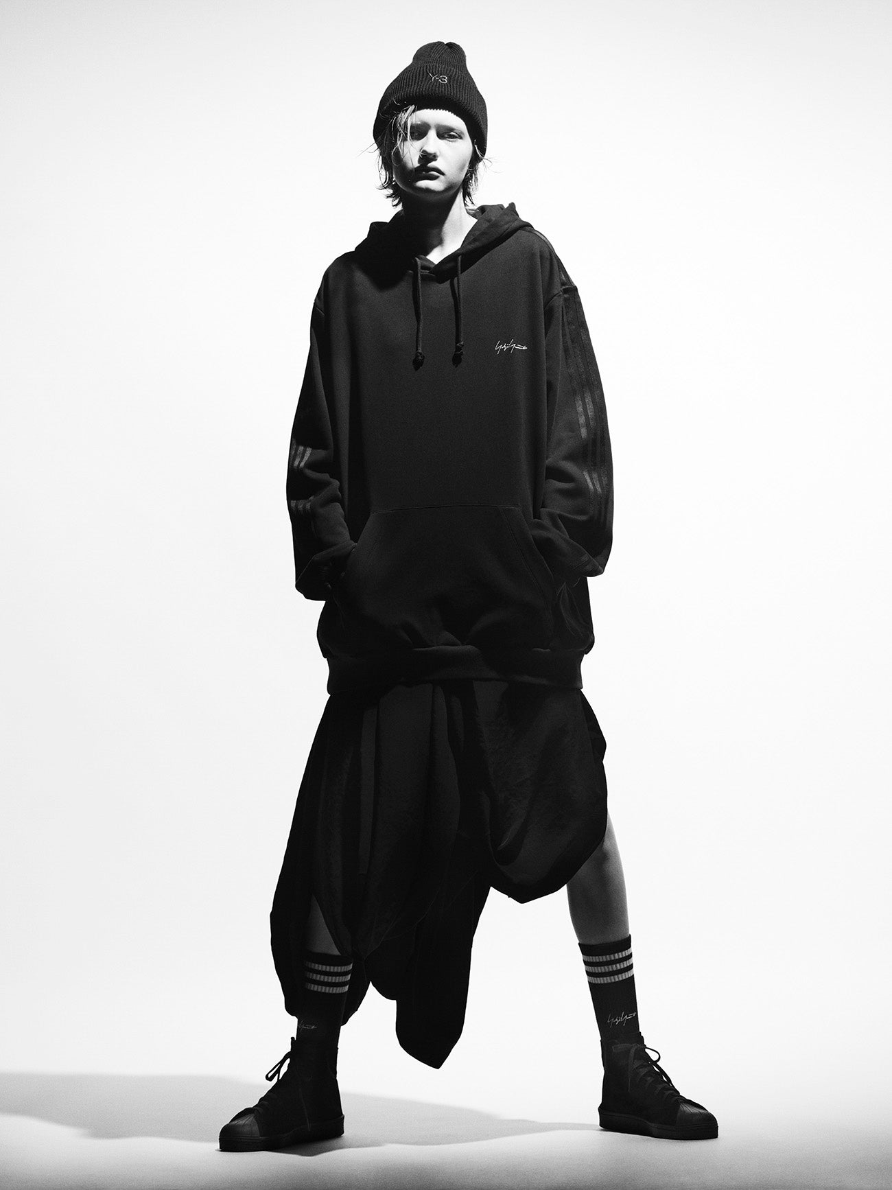 Y-3 KURO 3STRIPES HOODIE – THE SHOP YOHJI YAMAMOTO