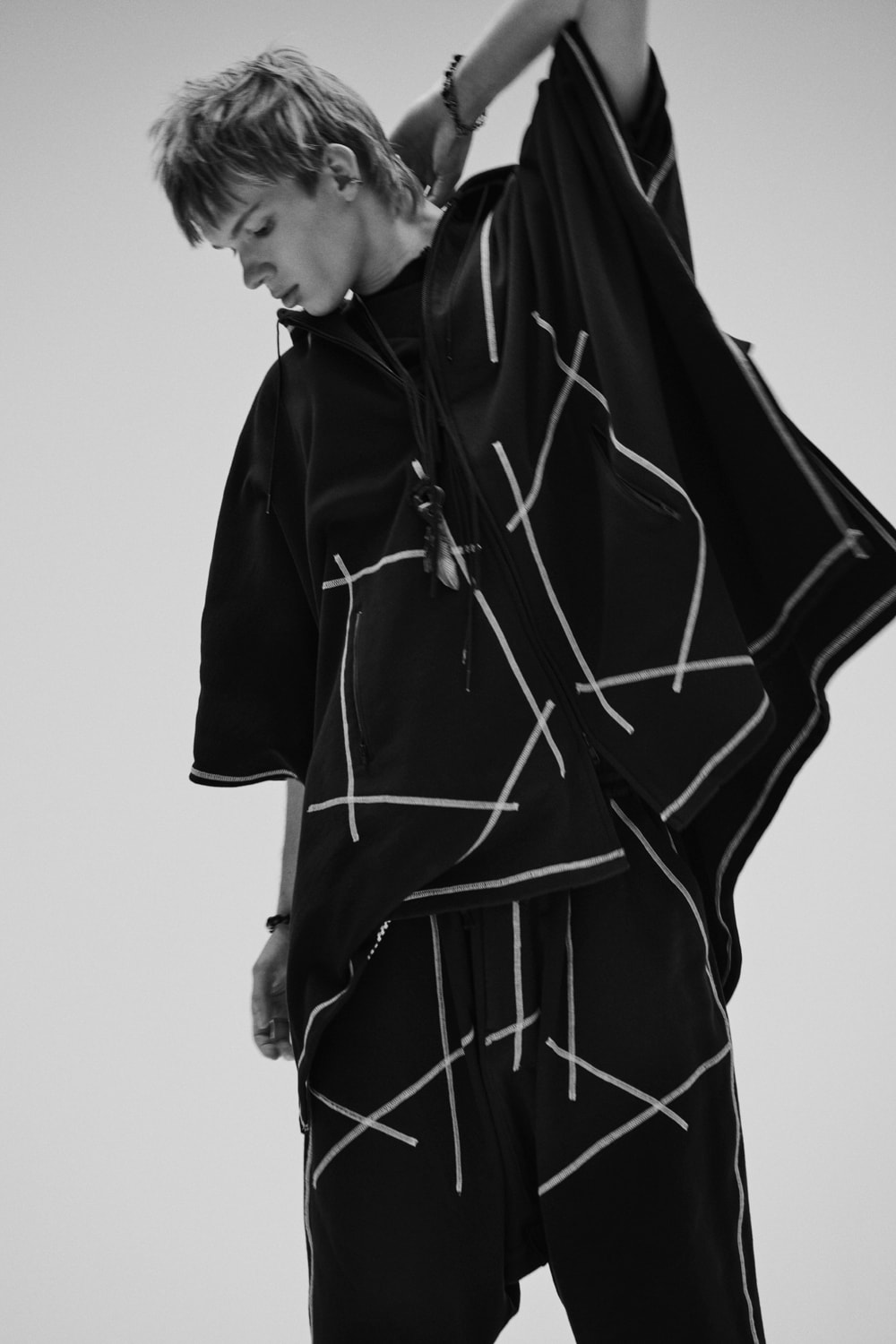 FRENCH TERRY RANDOM STITCH SAROUEL SHORTS(M Black): S'YTE｜THE