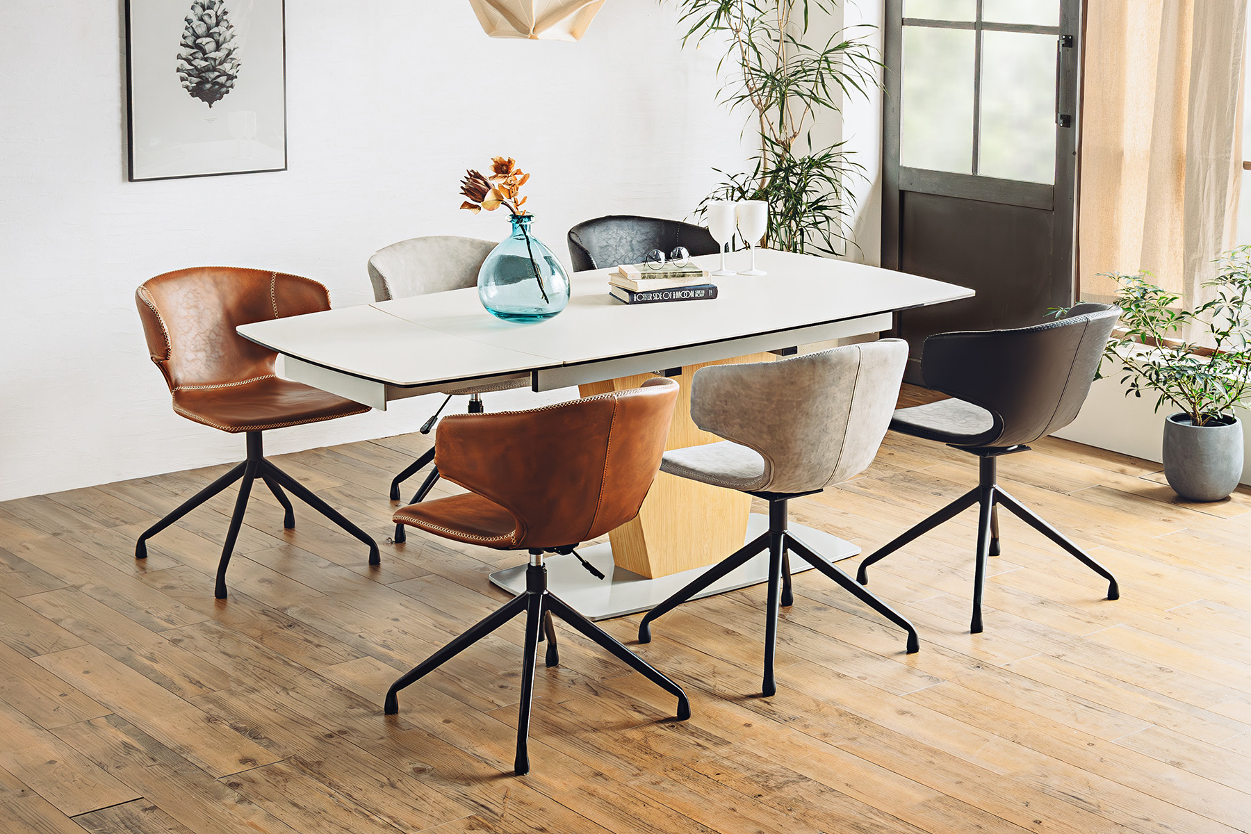 ARM ラウンド(回転)チェア | (株)東馬-tohma- インテリアメーカー家具