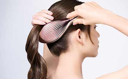 MTG ReFa AILE BRUSH RAY – Tokyo on Demand