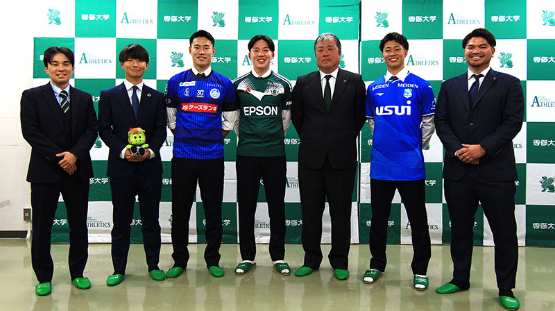 専修大学 サッカー部＿山本隼大が水戸ホーリーホック、松村厳が松本山