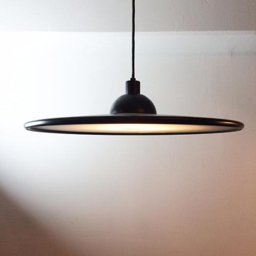 黒川雅之建築設計事務所デザイン ヤマギワ製”CIRCLET”｜中野区野方の