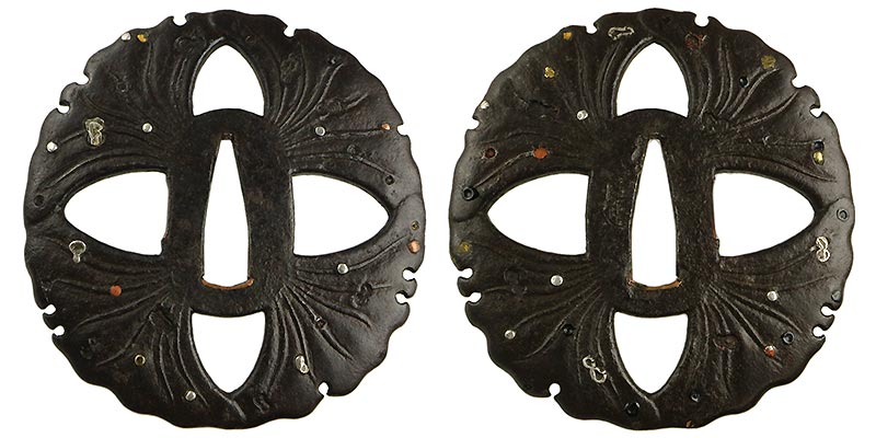 B-28 鍔 金銀象嵌透かし彫り 武具 刀装具 日本刀 鉄製 美術品 工芸