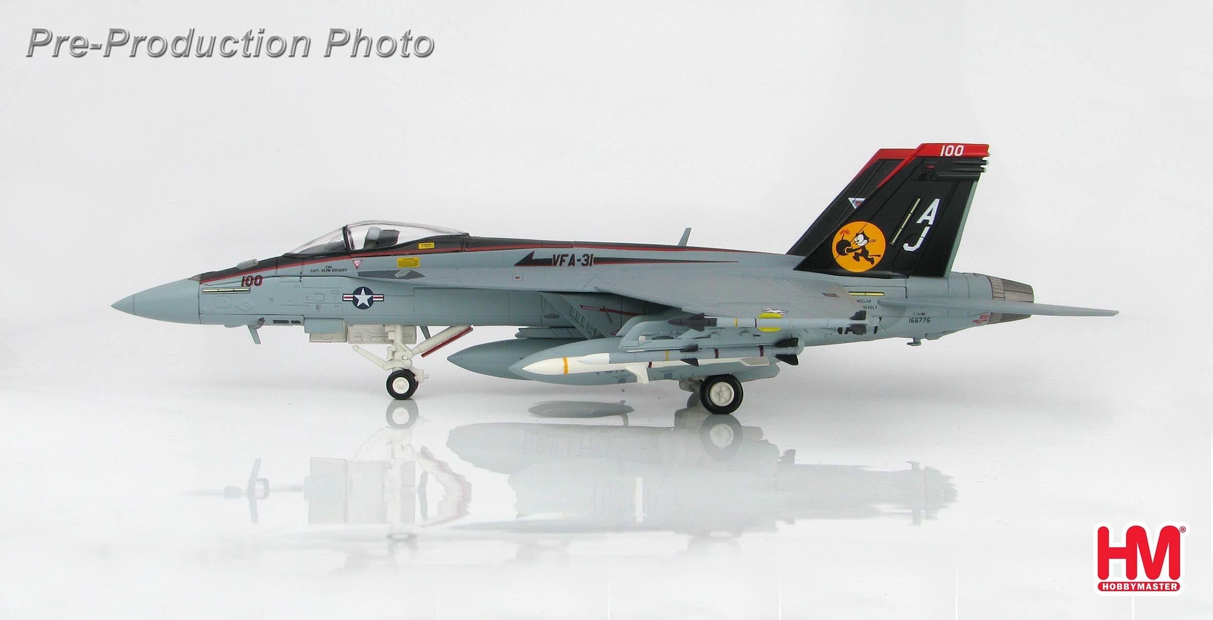 Hobby Master F/A-18E アメリカ海軍 第31戦闘攻撃飛行隊 「トムキャッ