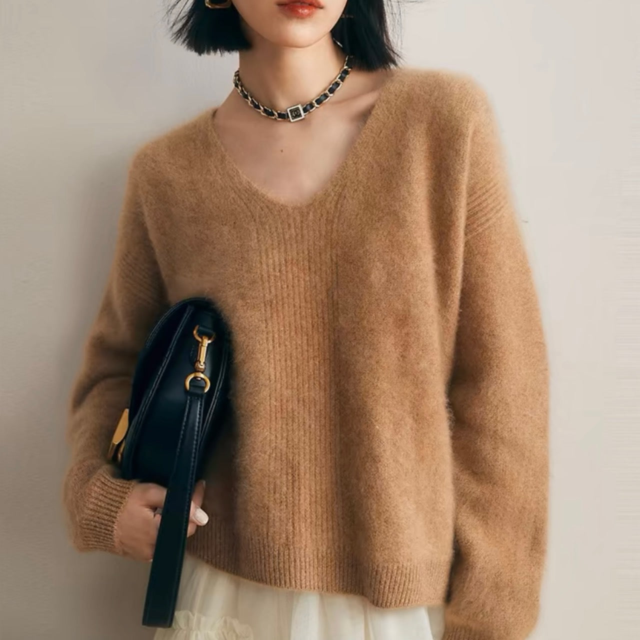 モヘアVネックニット – TORUGATO