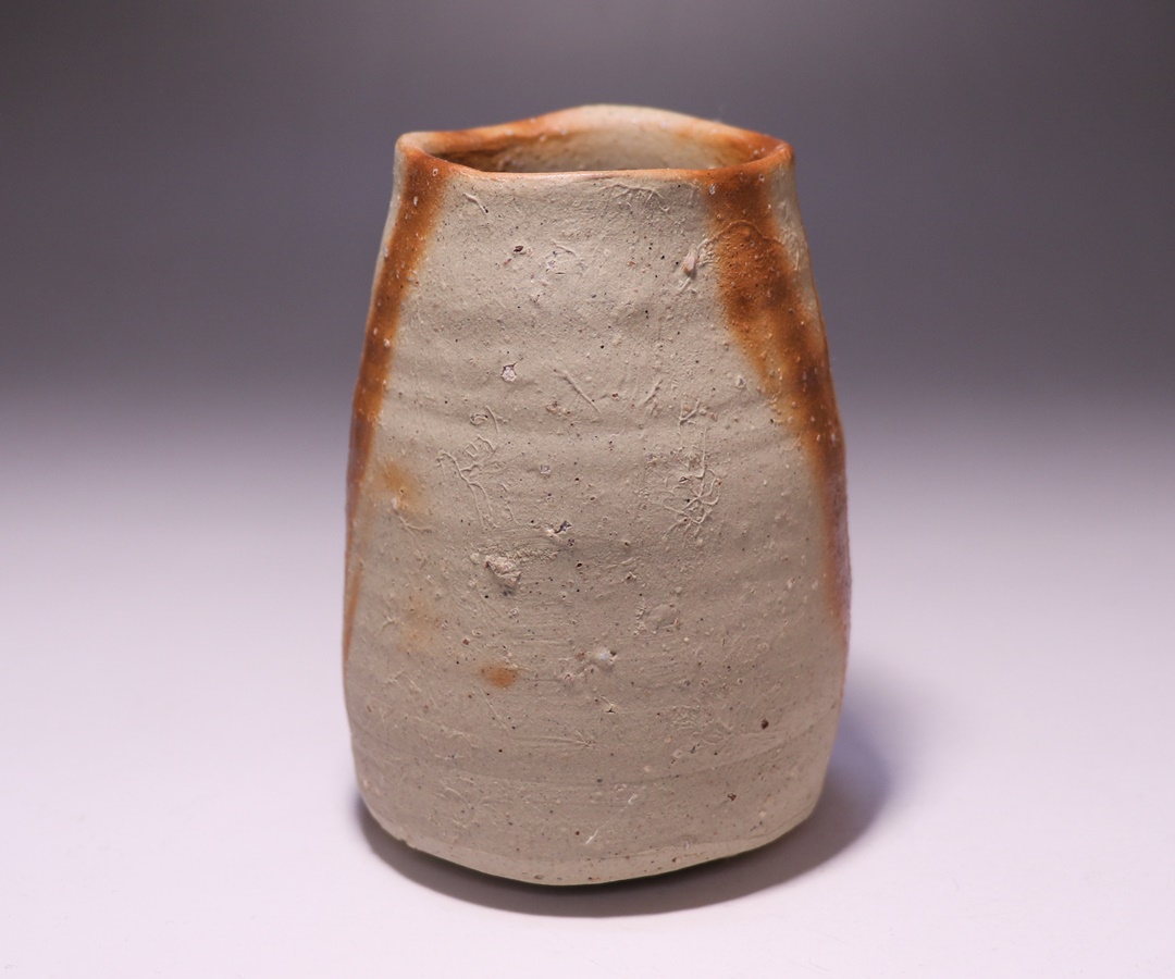 金重 愫 作 「緋襷麦酒呑」 ～備前焼専門卸小売店 川口陶楽苑～