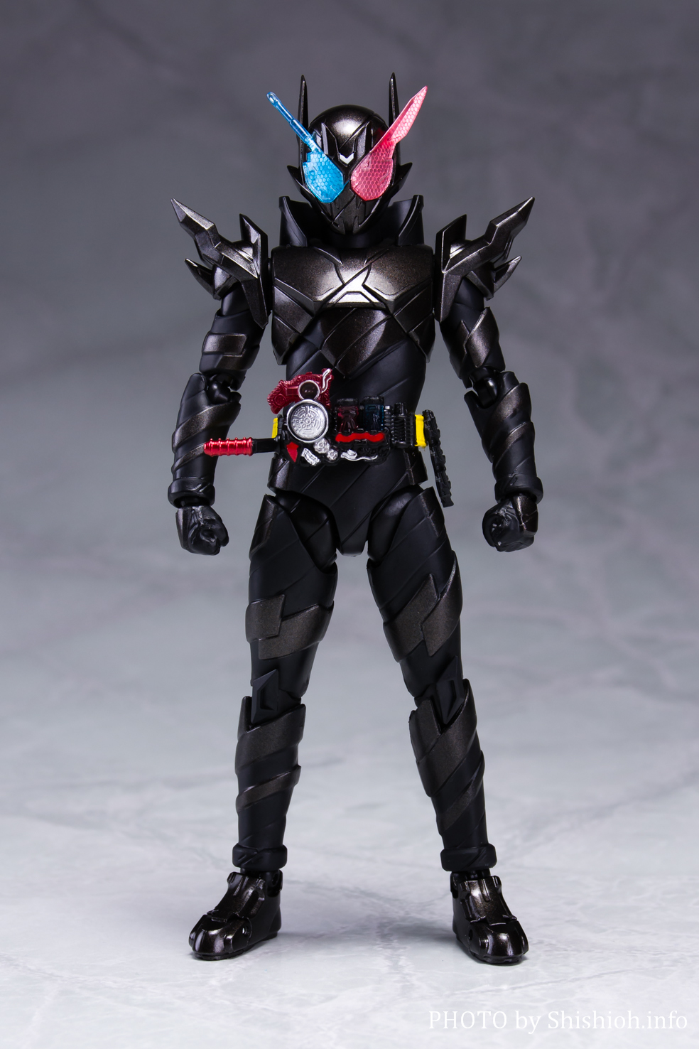 レビュー】 S.H.Figuarts 仮面ライダービルド ラビットタンクハザード