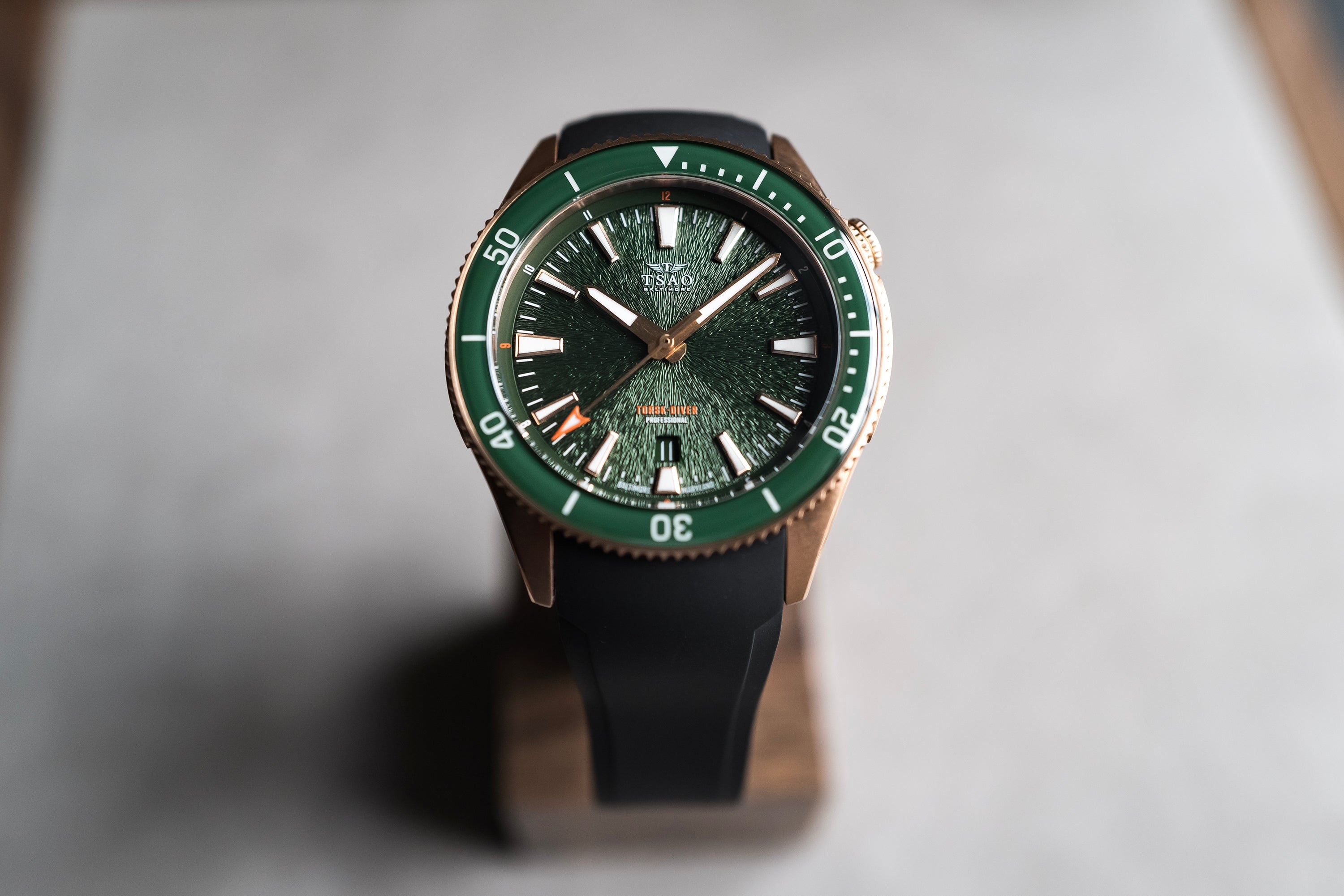 Bronze Torsk-Diver Pro Emerald Green – Tsao Baltimore