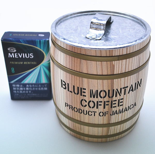 楽天市場】【大容量】日本製 コーヒー木樽型灰皿 天然杉使用 卓上灰皿