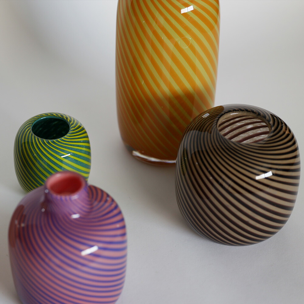 楽天市場】ストライプ 模様 分厚い ガラス フラワーベース HUNT9 Bach