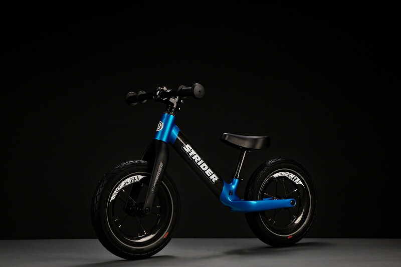 楽天市場】ストライダー ST-R 《ブルー》 正規品 STRIDER 安心2年保証