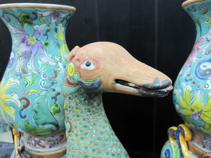 宋定窯刻花卉鼓釘両耳瓶 景徳鎮 陶磁器 装飾品 現代工芸品 美術品 置物