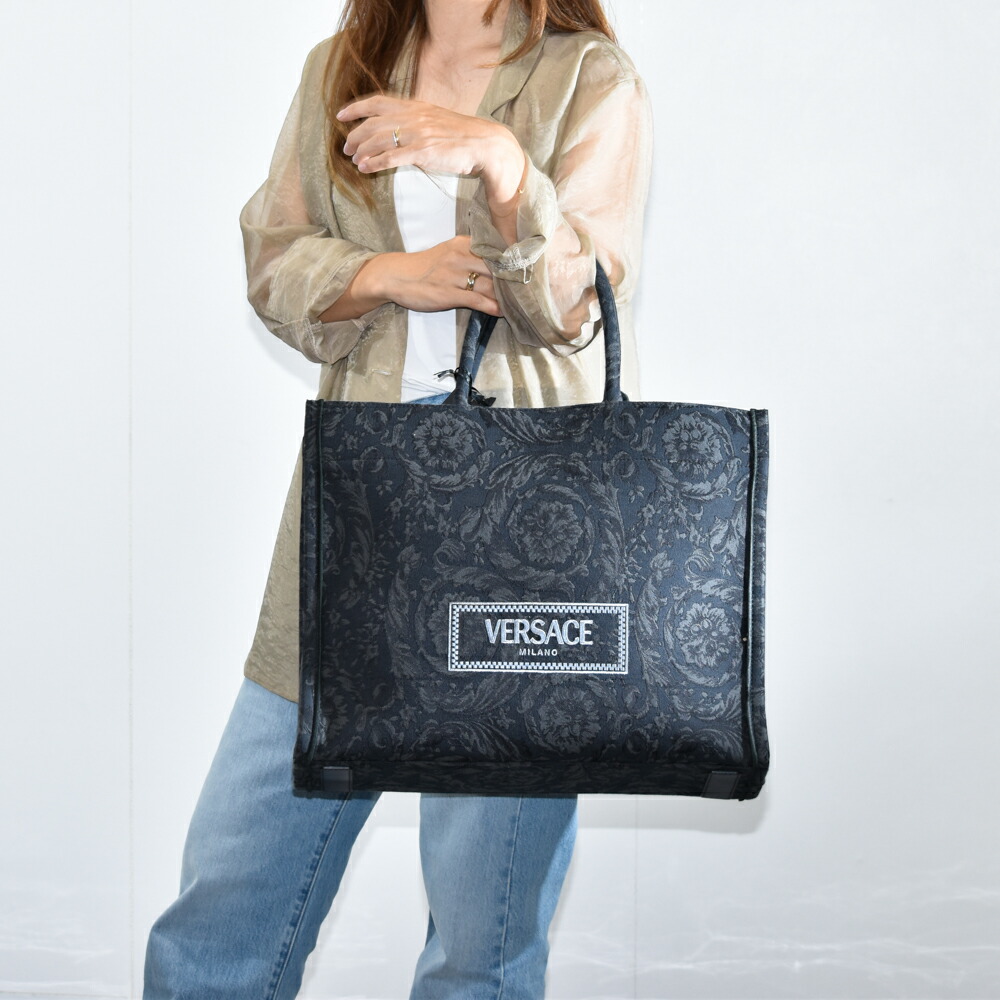 ⭐️VERSACE⭐️ ヴェルサーチ ロゴ総柄 ボディバッグ グレー ブラック