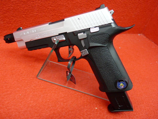 楽天市場】完全限定 バイオハザード センチネル ナイン レオンモデル