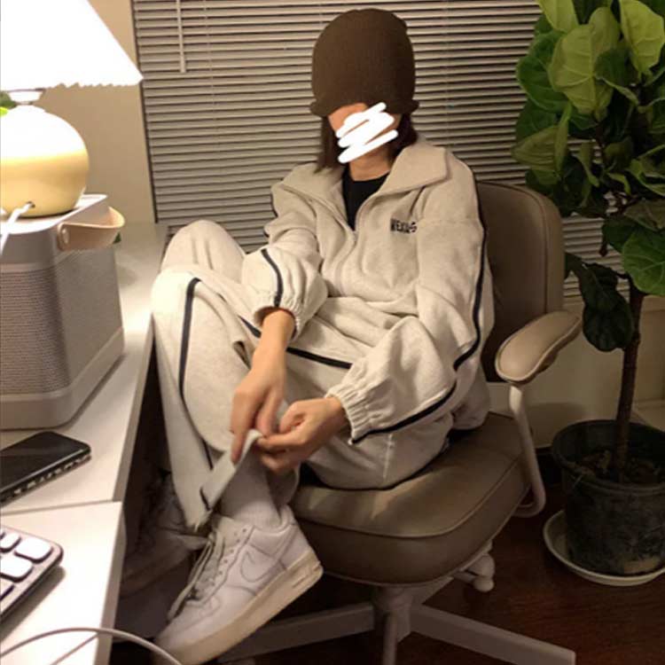 楽天市場】ジャージ セットアップ 上下組 ライン入り スポーツウェア