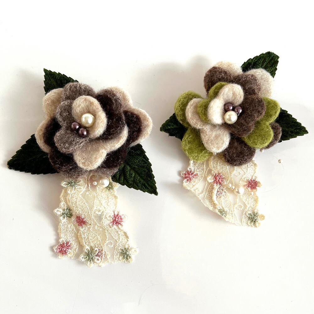 楽天市場】フェルトアート Maron 花のブローチ（リボン